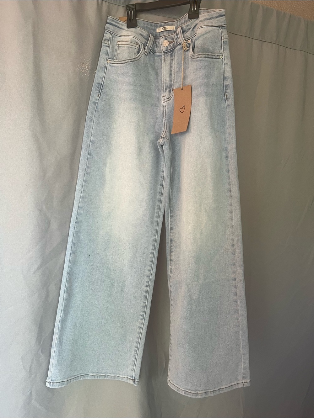 Wide-Leg High-Rise Women's Jeans — Light Blue - Picture 1 of 5
